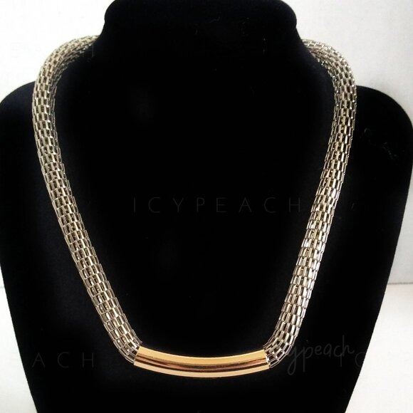 Two Tone Fashion Necklace Mesh Chain Barrel Pendant Classic Coastal Grandma Boho - Picture 1 of 13